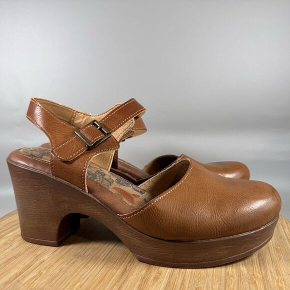 Boc By Born Natasha Clogs Sandals Women’s Size 10 Brown Leather Closed Toe - Picture 1 of 6